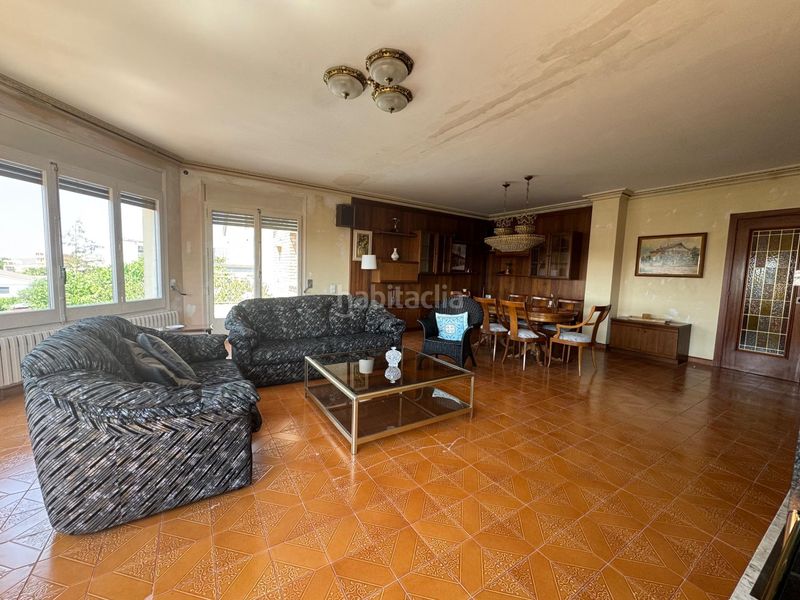 Foto 0c884a85-f183-4098-849c-4976c74d8d2e. Casa amb calefacció aparcament piscina a Cervera