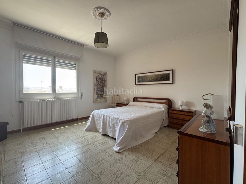 Foto a7b516f9-4d64-4352-829c-54c4ba983219. Casa amb calefacció aparcament piscina a Cervera