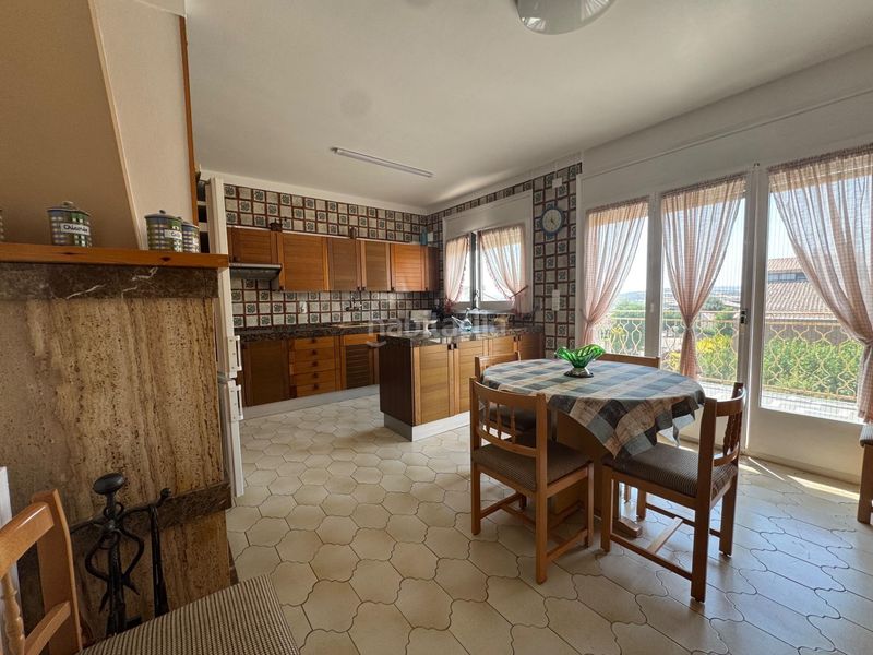Foto b9a69903-f877-4475-b220-3153f6ce684d. Casa amb calefacció aparcament piscina a Cervera
