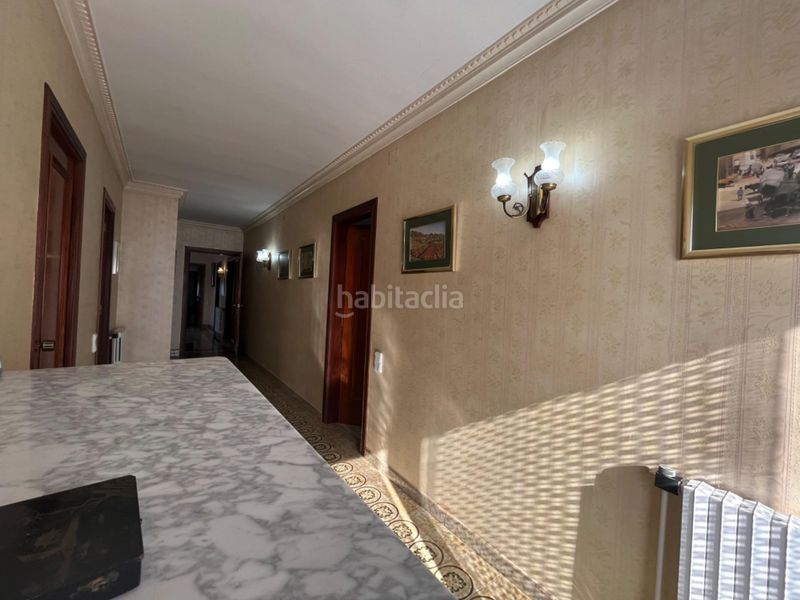 Foto d64b0730-90a0-4885-8873-8f00b091a936. Casa amb calefacció aparcament piscina a Cervera