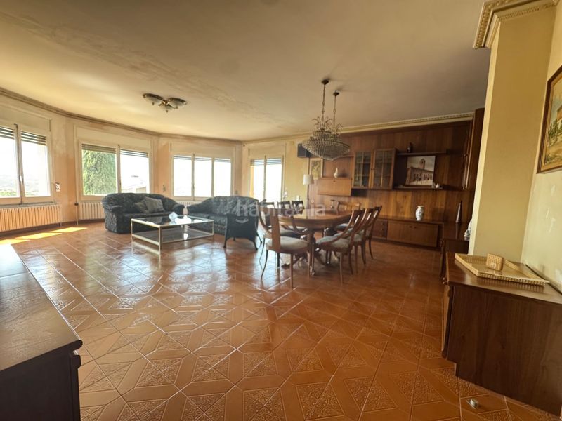 Foto f1fe3ab1-b4c7-4a6f-8e01-f0686f0fb20b. Casa amb calefacció aparcament piscina a Cervera