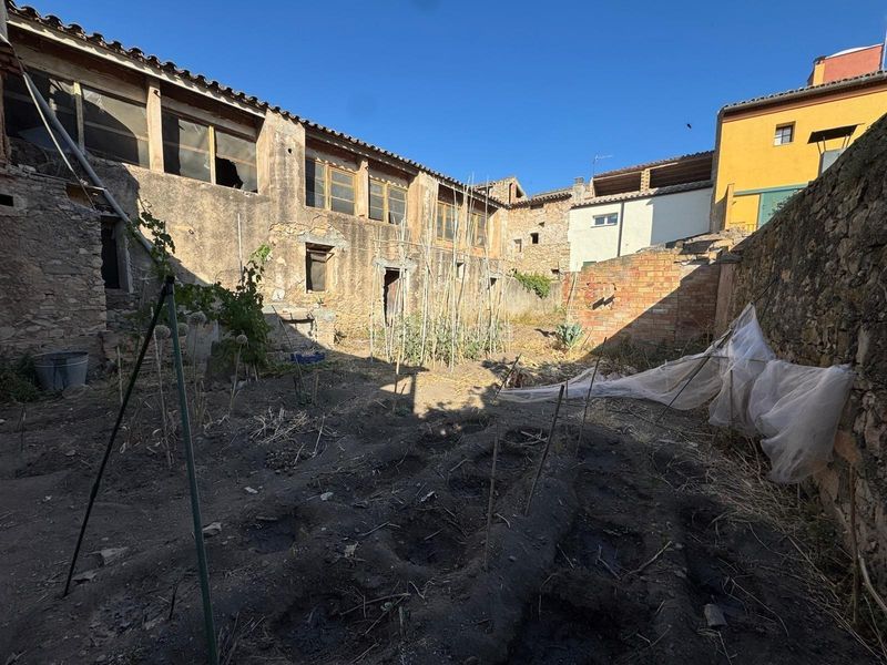 Foto 7c3e825b-91d4-4eeb-9854-633c2226eb9b. Casa amb aparcament a Sarral