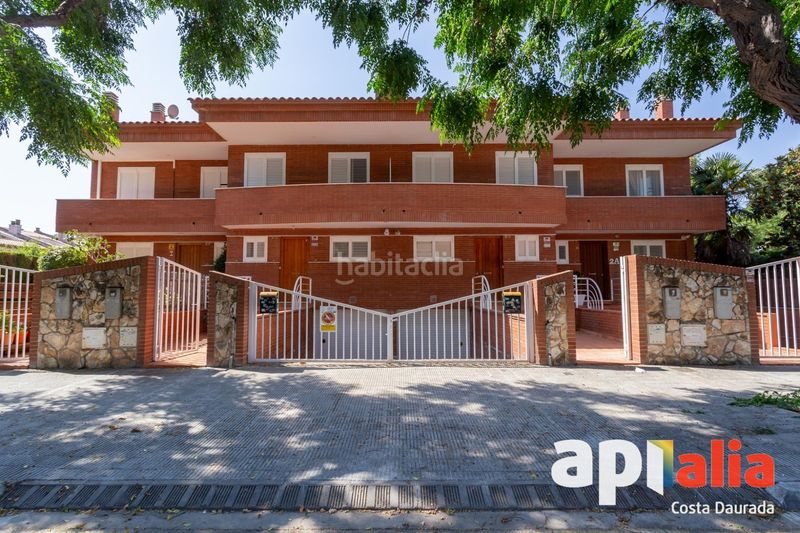 Foto 3ef46a17-fb50-47e8-a24d-cbccb13aed2d. Casa adossada amb calefacció aparcament a Altafulla