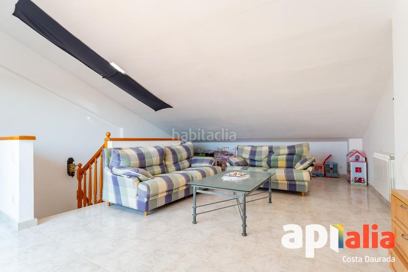 Foto a4f66963-b65f-42e9-ba24-6cb93b7d5b98. Casa adossada amb calefacció aparcament a Altafulla