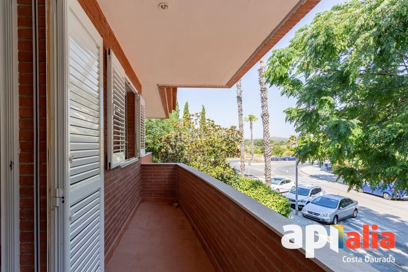 Foto b3bf580a-a9a5-45b6-972b-0a9cd7440b98. Casa adossada amb calefacció aparcament a Altafulla