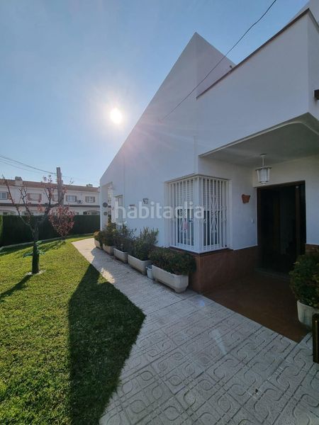 Foto 20698d57-273b-4d3d-9f22-8ba9f6d94d2e. Casa amb aparcament a Pino Alto Miami Platja