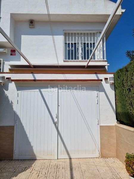 Foto 47c63b7f-bbf9-4ba3-9869-2c09d194da4f. Casa amb aparcament a Pino Alto Miami Platja