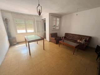 Appartement à Santa Coloma de Queralt. Super oportunidad!!!  acogedor piso en primera planta,   santa c