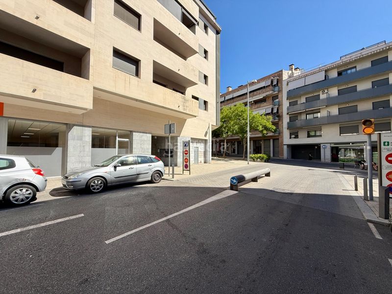Foto 105fdf35-b859-48c9-9ca4-b150c6409d18. Local comercial a Poble Sec Igualada