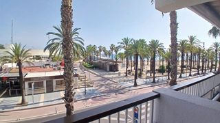 Appartamento in Platja de Ponent. Piso reformado en primera línea del paseo miramar  salou