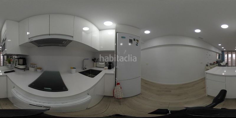 Foto a117d0fb-7f20-4a4c-9e9f-9090e24666c4. Pis amb calefacció aparcament a Platja de Ponent Salou