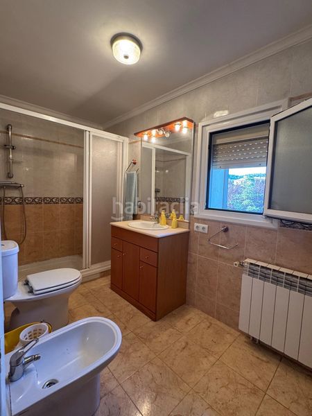 Foto e07a0cd6-3a6d-4182-ba40-c8236bb46c85. Casa amb calefacció aparcament a Pira