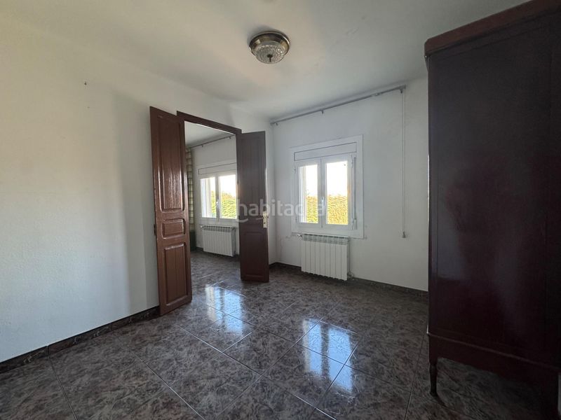 Foto e4944b1c-2132-45be-92f7-eb6334ecf6fe. Casa amb calefacció aparcament a Pira