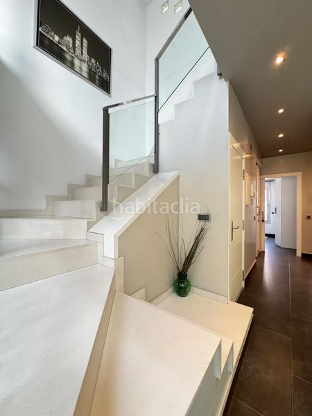 Foto 00d34833-3b0f-4f07-98a7-fb0c983b7f24. Ático espectacular duplex de diseño a reestrenar en set camins, 3 hab, terraza, impecable, entrar a vivir en Igualada
