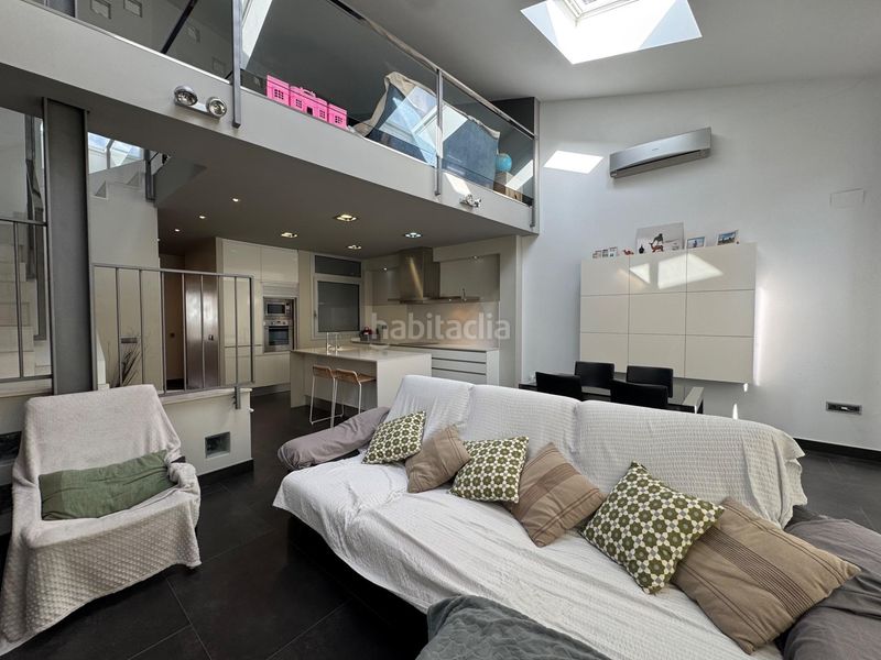 Foto 22de54f6-85db-4378-bd58-e7f26ce7c72e. Ático espectacular duplex de diseño a reestrenar en set camins, 3 hab, terraza, impecable, entrar a vivir en Igualada