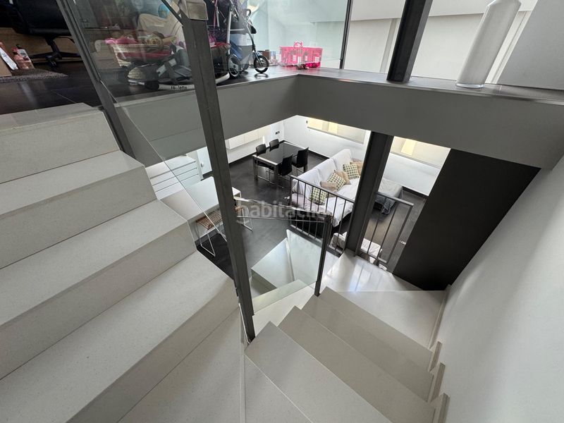 Foto 53c9126c-c812-48b2-9a75-110bf189a77a. Ático espectacular duplex de diseño a reestrenar en set camins, 3 hab, terraza, impecable, entrar a vivir en Igualada