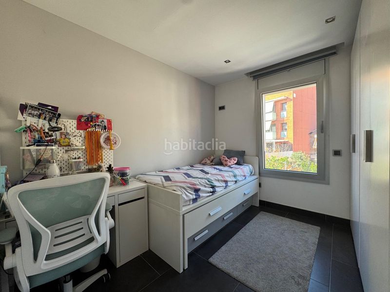 Foto 8da6dc91-1c4f-4e90-a378-fa112e05edd2. Ático espectacular duplex de diseño a reestrenar en set camins, 3 hab, terraza, impecable, entrar a vivir en Igualada