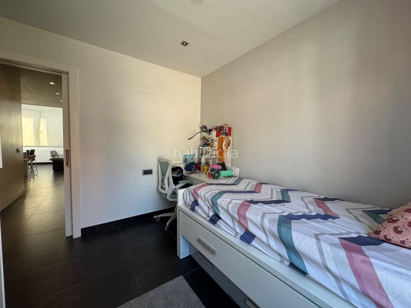 Foto f059c93e-6714-4ec8-98f1-2be7f8dd4cfa. Ático espectacular duplex de diseño a reestrenar en set camins, 3 hab, terraza, impecable, entrar a vivir en Igualada