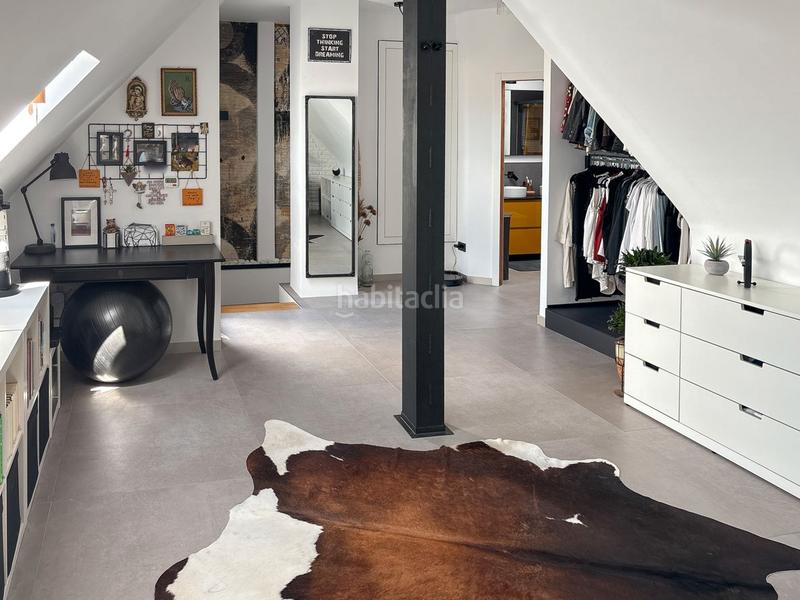 Foto a12dd267-fea5-41cb-a631-84ba108d1b5a. Àtic amb calefacció aparcament a Saladar Dénia