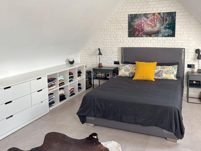 Foto e8ecf21e-80ea-4116-bdbd-0b64a53731b2. Àtic amb calefacció aparcament a Saladar Dénia