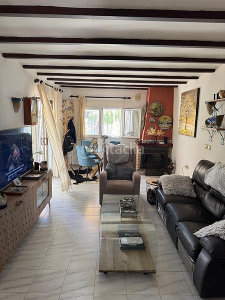 Foto 6158a037-828a-4b94-b689-1fc75135cd78. Apartament amb calefacció aparcament a Les Bassetes - El Marjal Dénia