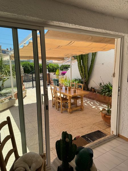 Foto 9ef36309-283e-42b0-9066-18fcef2c7f39. Apartament amb calefacció aparcament a Les Bassetes - El Marjal Dénia