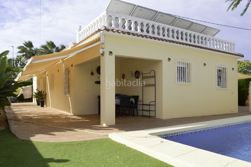 Foto d1b3d6f6-83f8-49c0-9370-da048830363e. Xalet amb calefacció aparcament piscina a Les Bovetes - La Felicidad Dénia