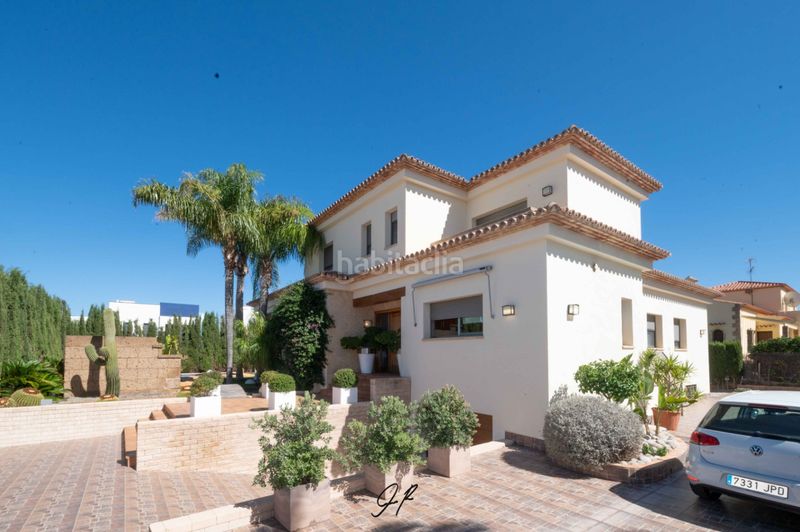 Foto 3568299a-2707-47e6-96b3-95abe41f5b54. Xalet amb calefacció aparcament piscina a El Montgó Dénia