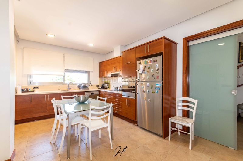 Foto 4e936293-ea92-451b-a6a0-f09cb47f4064. Xalet amb calefacció aparcament piscina a El Montgó Dénia