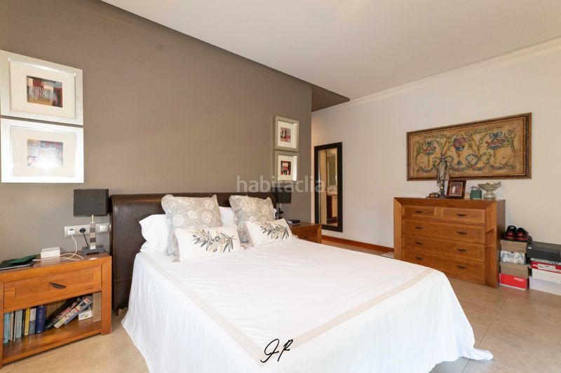 Foto 6ee8fa33-3822-492f-ab55-84ffe7524cf7. Xalet amb calefacció aparcament piscina a El Montgó Dénia