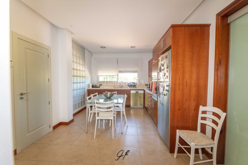 Foto f9a33456-5ad4-4926-8a4a-b4696a7cbcbb. Xalet amb calefacció aparcament piscina a El Montgó Dénia