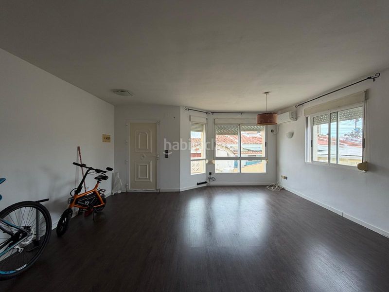 Foto 1aa60e52-1a9b-42ae-85d0-abf6ee5b2be2. Casa adosada en Poblets (els)