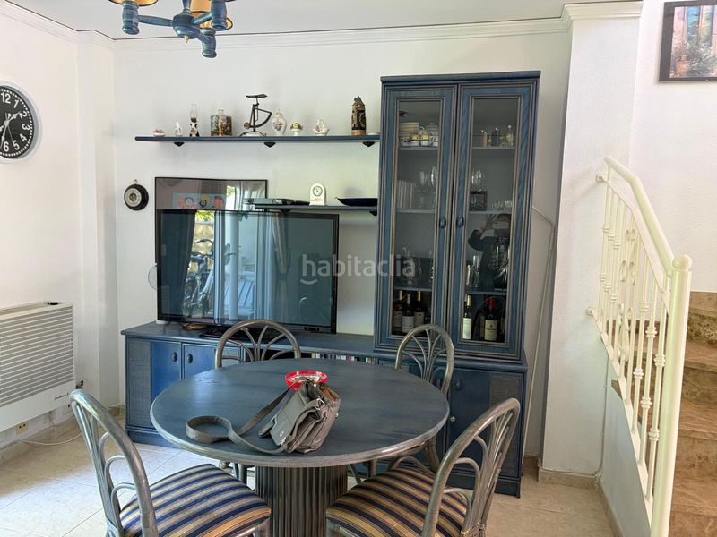 Foto ff024c75-2e1d-4cb0-a6f2-b857ba3f11c6. Casa adosada en Poblets (els)