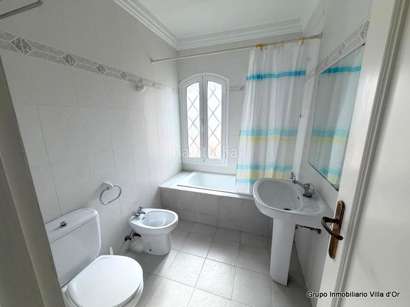 Foto a31eaa60-4682-4caa-ae69-993e3cf415b9. Casa adossada amb calefacció aparcament piscina a Dénia