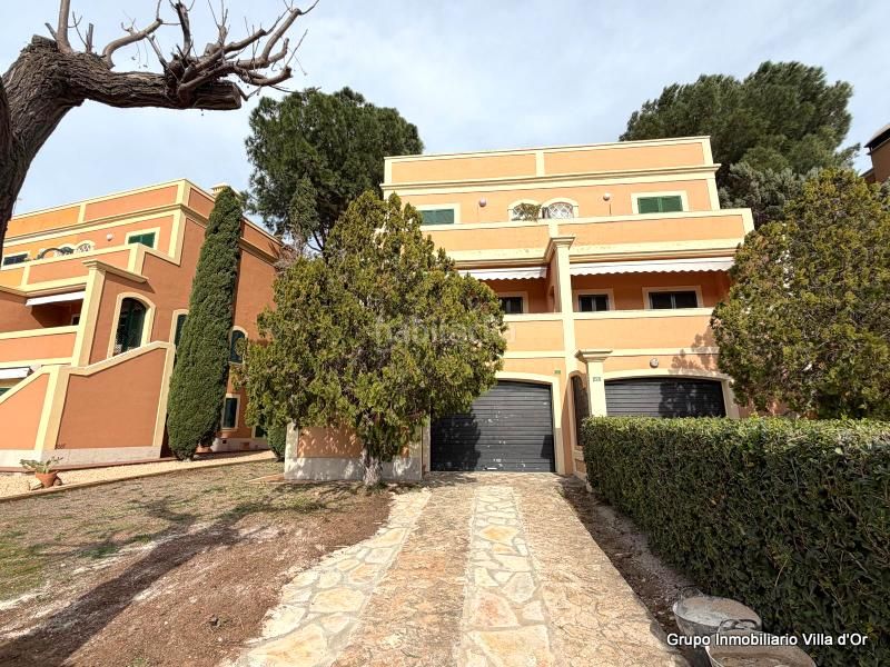 Foto ab64d4e5-1842-4d5e-a23f-6c01b95a8c2c. Casa adossada amb calefacció aparcament piscina a Dénia