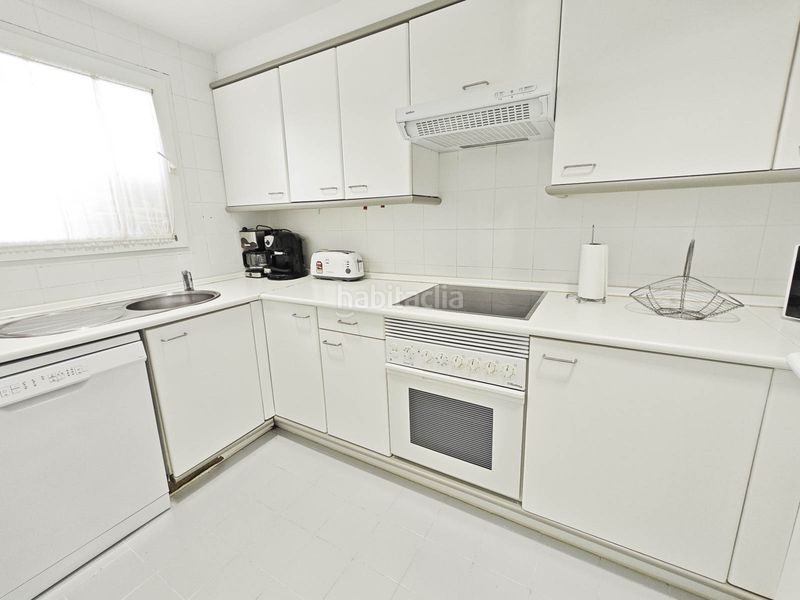 Foto 90a6cc59-4b0d-4127-b63c-5ad959763cc0. Apartament amb calefacció aparcament piscina a Les Bovetes - La Felicidad Dénia