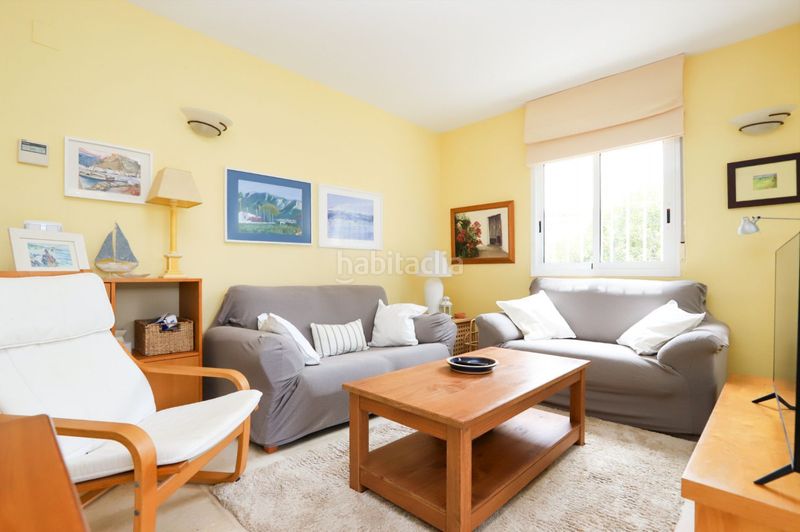 Foto 53ac3ddc-c8ea-4d3a-b679-cbc2d3271c86. Apartament amb calefacció aparcament piscina a Les Bassetes - El Marjal Dénia