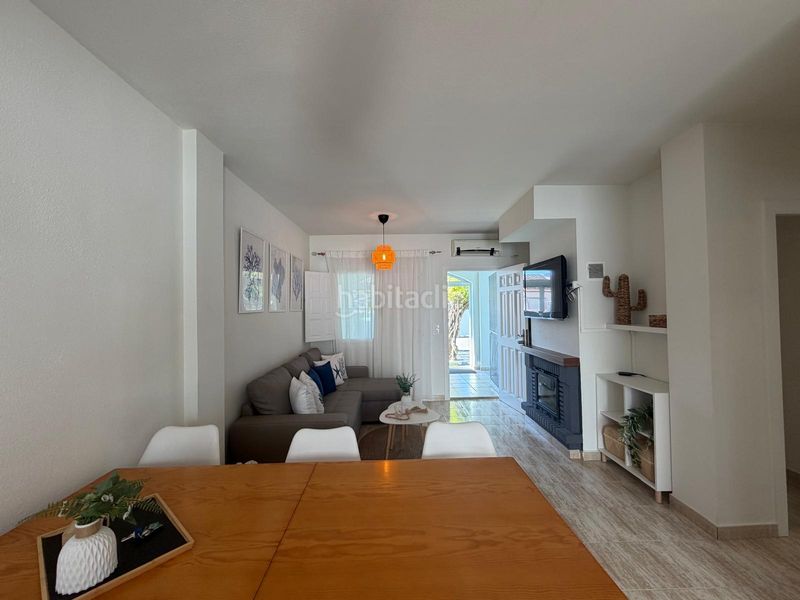 Foto c3b89413-1619-4151-81b8-f576bdca1b8c. Casa adossada amb calefacció aparcament a Poblets (els)