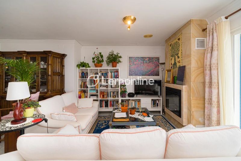Foto fc926410-9db2-4e31-bc55-fafbfbc841e9. Apartament amb aparcament piscina a L'Almadrava - L'Estanyó Dénia