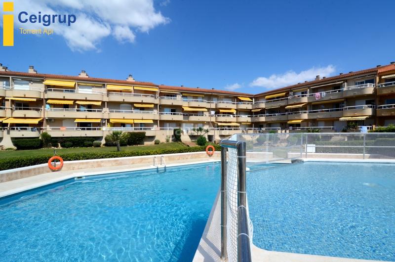 Foto 2f37cf4a-e108-4b3c-80c6-5bc22ba0a3d0. Piano terra con piscina in Els Griells Estartit