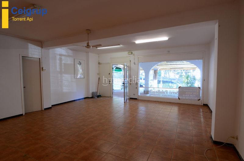 Foto 58e4a98e-e97f-4f02-a9b8-947d8912eeb8. Local comercial en platja de Pals Pals