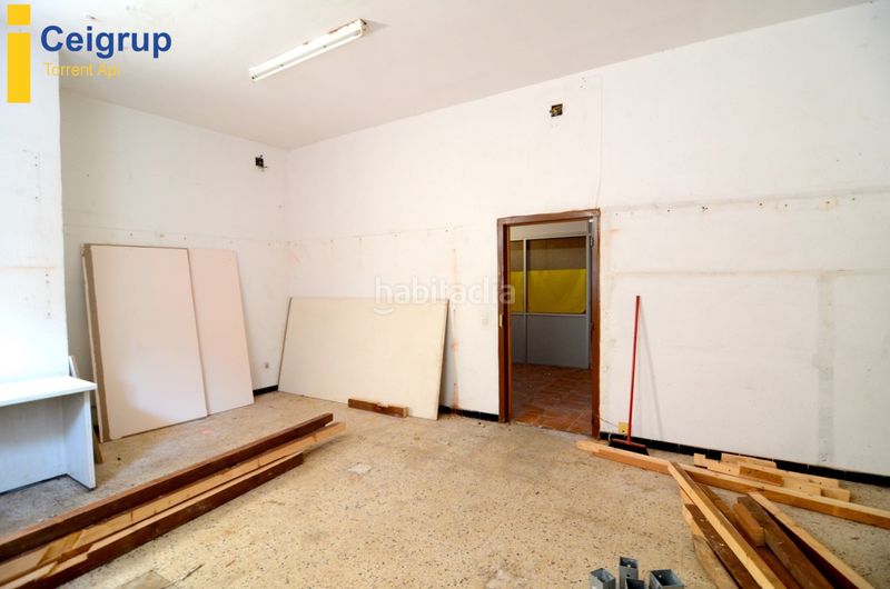 Foto d615e736-84ef-45a7-a472-c82976de13bb. Local comercial en platja de Pals Pals