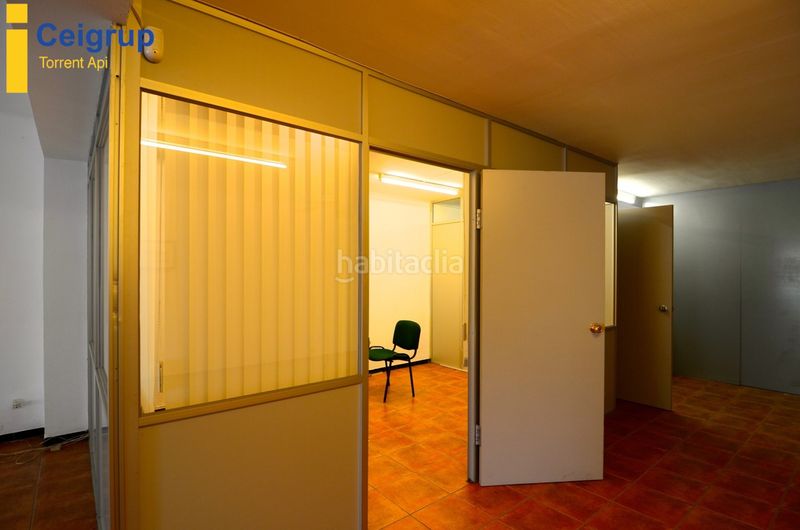 Foto fbedd244-e339-46f1-a57f-c2028bc48b6b. Local comercial en platja de Pals Pals