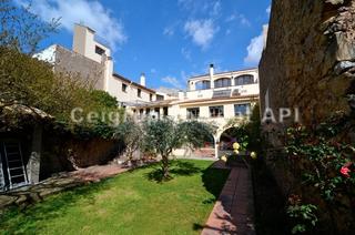 Masia a Torroella de Montgrí