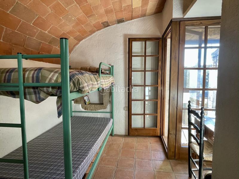 Foto f3e7f09d-84e6-4e61-b2c3-26e9583d8f2f. Masia a Pals