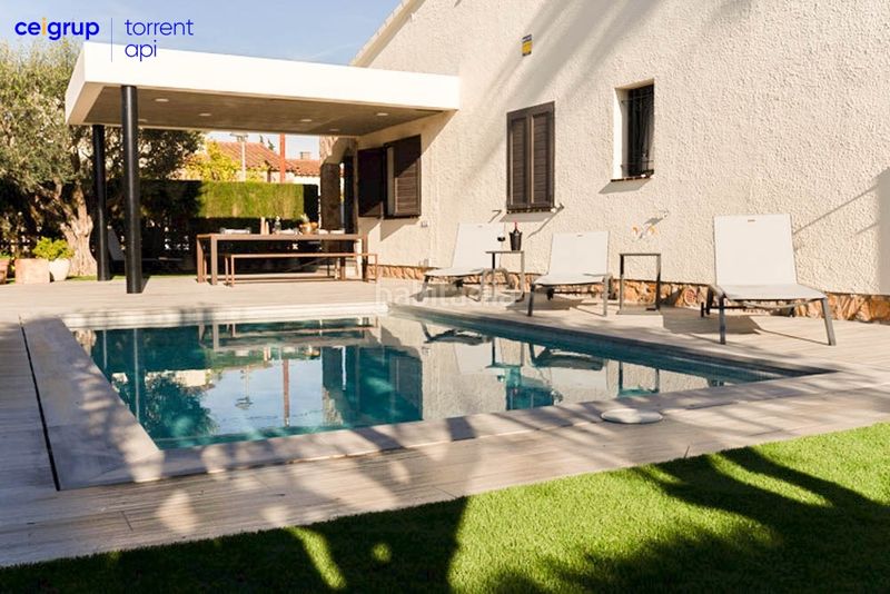 Foto 5389eef1-f969-46ac-8bb0-99d7febaad91. Casa amb calefacció aparcament piscina a Ventalló