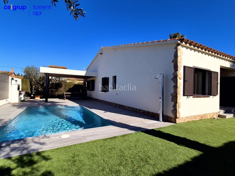 Foto b3cf0c2d-c554-45bb-bda6-9257fd2e534d. Casa amb calefacció aparcament piscina a Ventalló