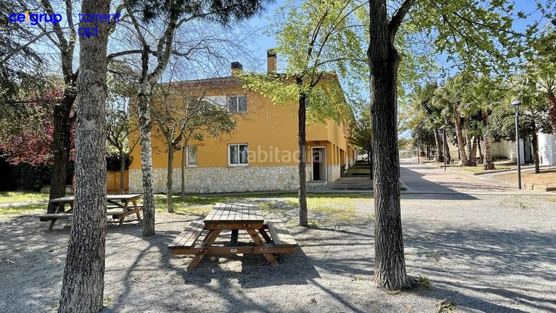 Foto 6e075efe-3e3e-4118-b7b9-b0210de9b205. Casa a schiera con riscaldamento parcheggio piscina in Pals