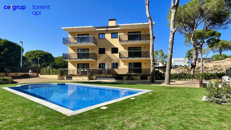 Foto 1bc5b414-fd2a-4ac0-aab0-78060e33033a. Flat with heating parking pool in platja de Pals Pals