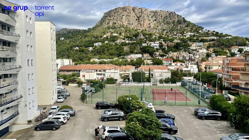 Foto ebc49a60-6613-464f-9b28-701e5e28215e. Appartamento con parcheggio piscina in l´Estartit poble Estartit